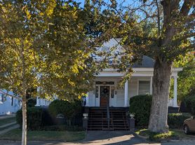 1710 Forest Ave