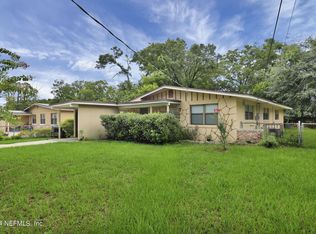 6886 Tom Thumb Dr, Jacksonville, FL 32210