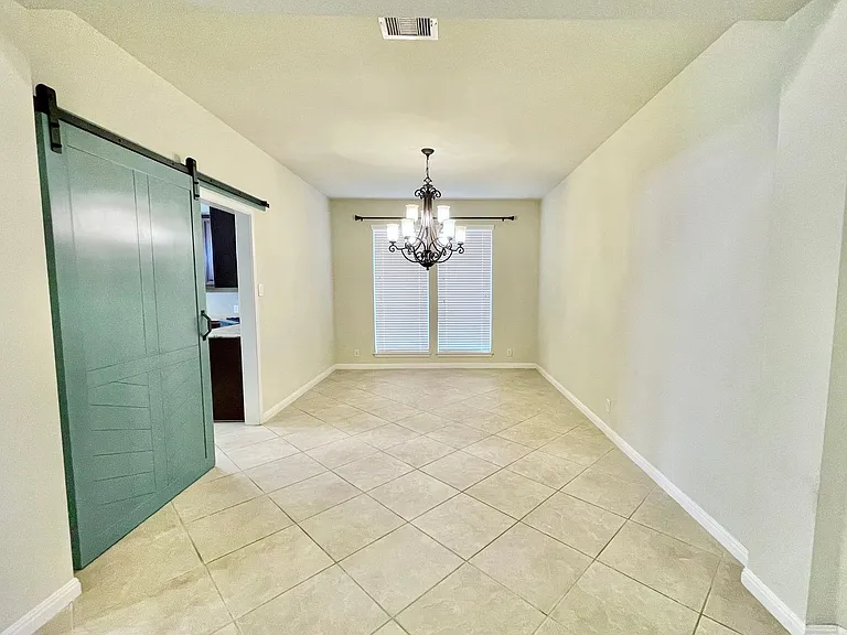 2602 Sierra Peak — Photo 5