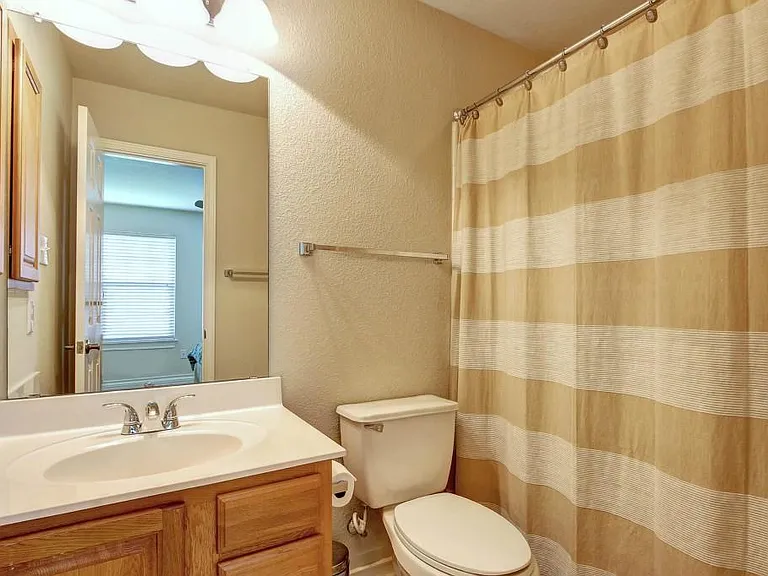408 Island Oak Dr — Photo 18