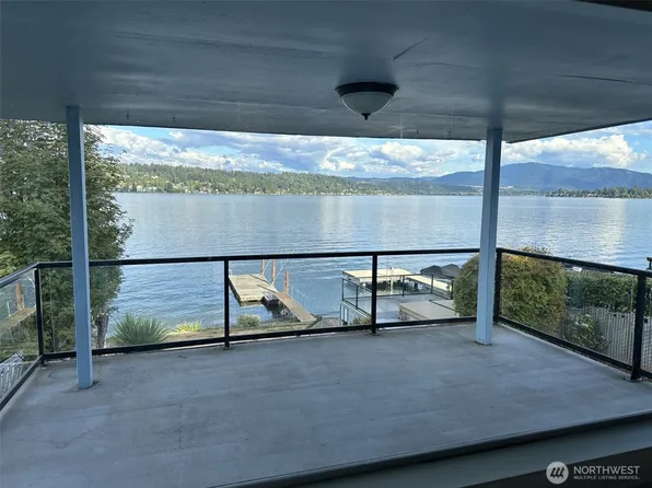 2644 W Lake Sammamish Parkway SE, Bellevue, WA 98008