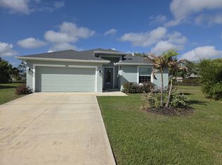 193 Antis Dr, Rotonda West, FL 33947