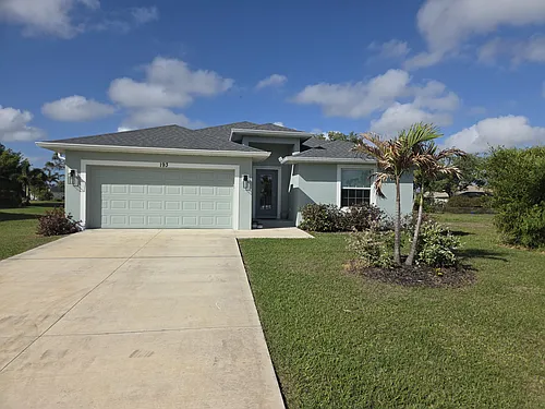 193 Antis Dr Photo 1