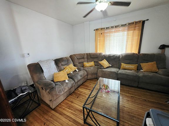 4th image of 1040 Wolverton St