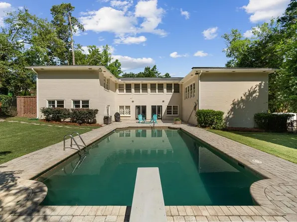 926 Overlook Dr, Columbus, GA 31906