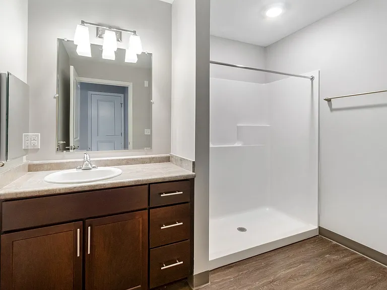 Barley Square Apartments — Photo 8
