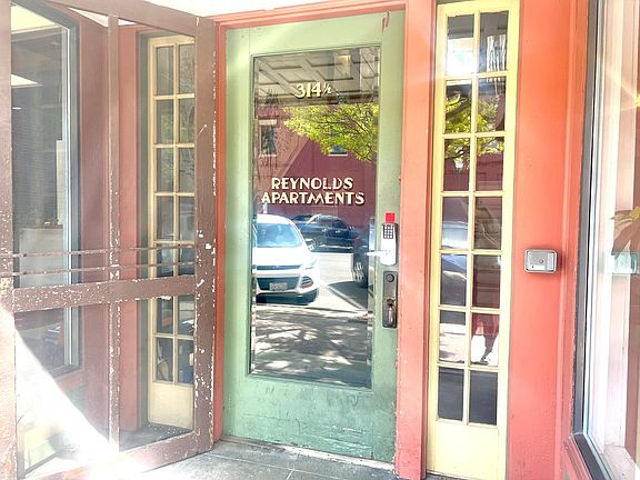 2nd image of 314 1/2 N Pine St APT 7