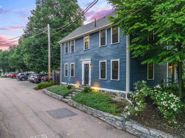 37 S School Street, Portsmouth, NH 03801