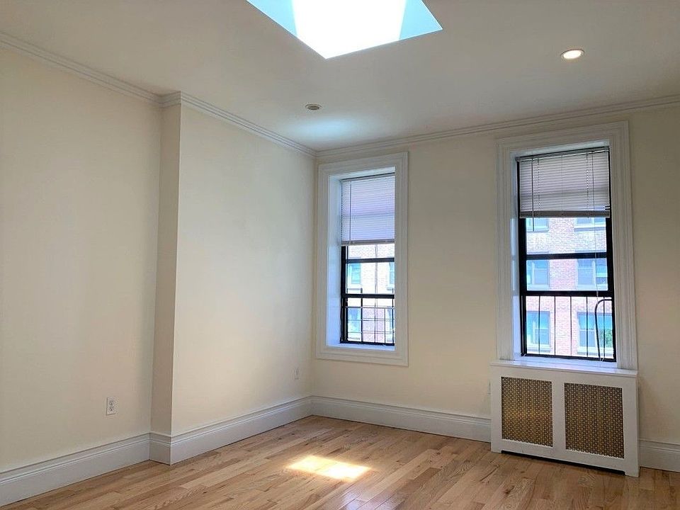 1st image of 447 E 78th St #5