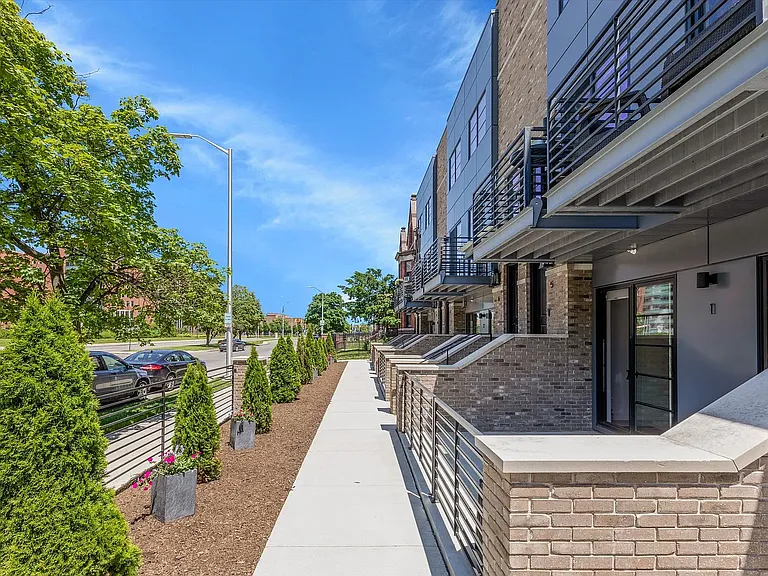 262 Mack Ave #1 — Photo 38