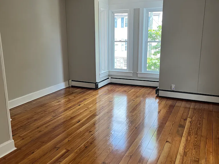 163 W Main St — Photo 11