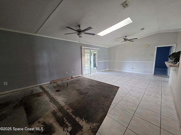 5th image of 6602 Emil Ave
