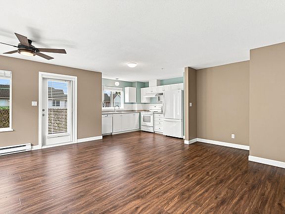 4th image of 33718 King Rd #412