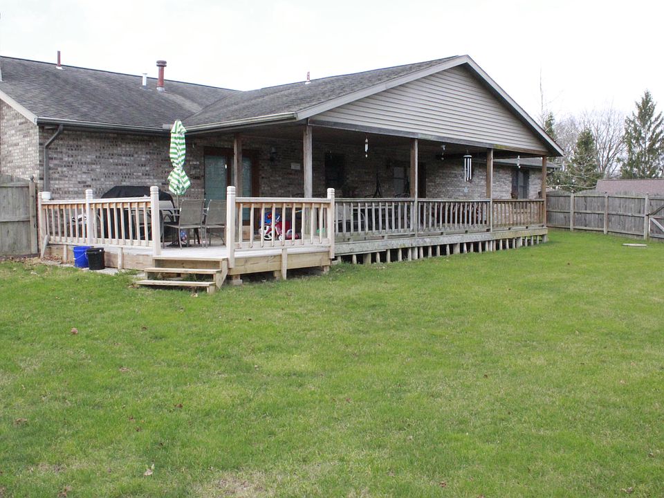 2nd image of 1960 Ash Brook Dr