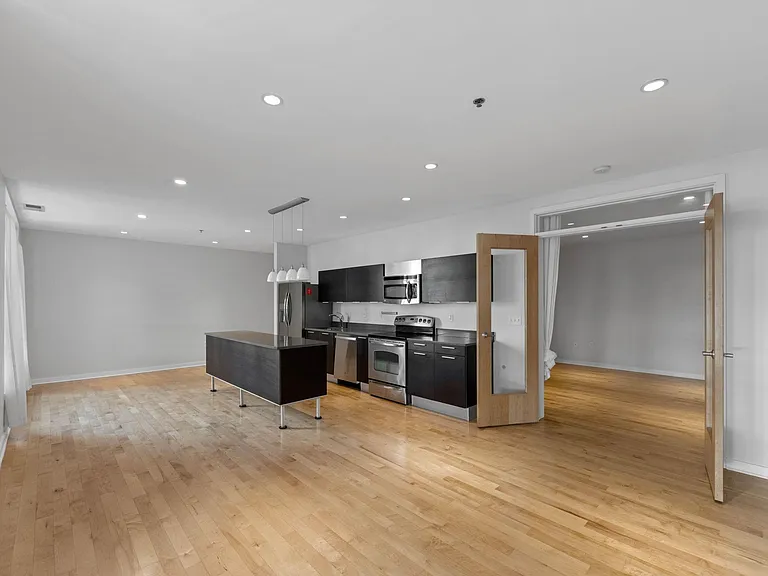 3104 W Lake St #104 — Photo 5