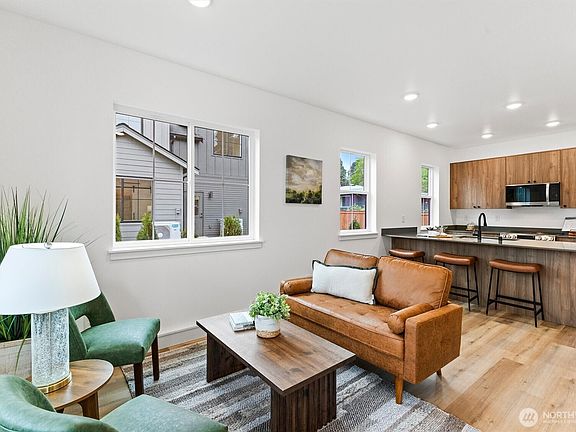 4th image of 303 S 17th Street