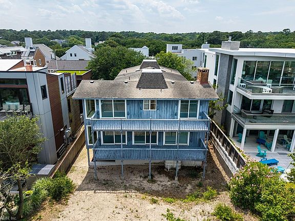 3rd image of 8806 Ocean Front Ave