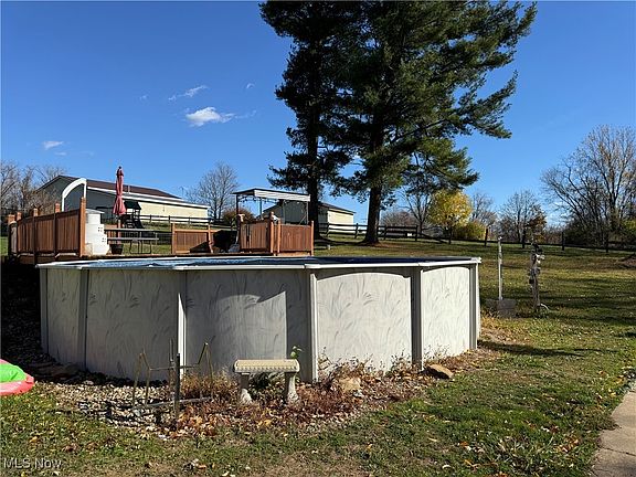 3rd image of 1293 Township Road 384