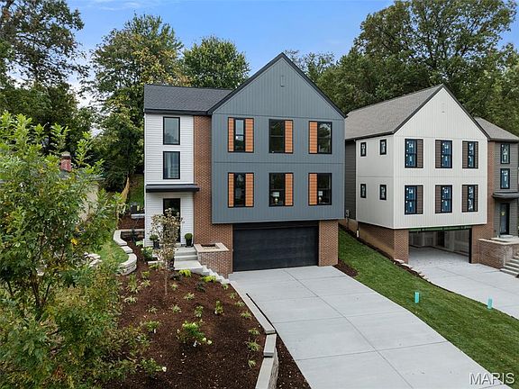 2nd image of 312 Oak Tree Dr