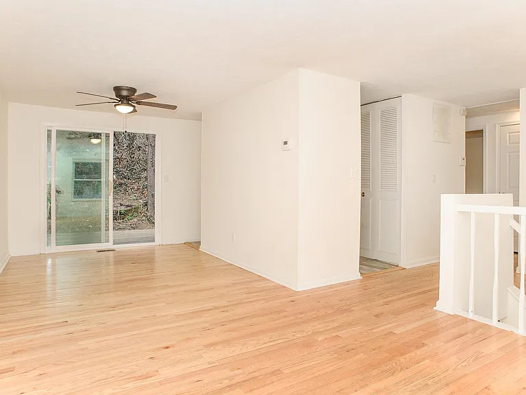 430 Blossom Tree Ct — Photo 9