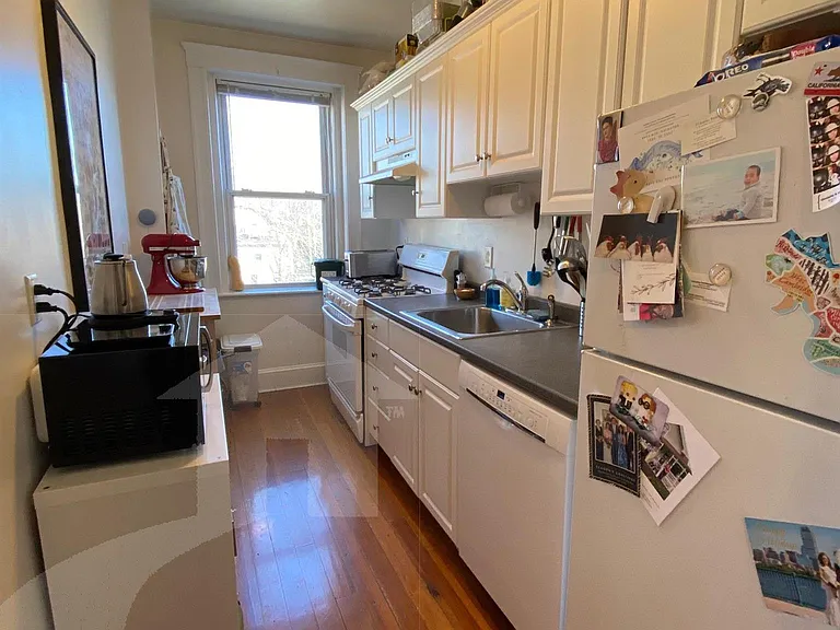 11 Ellery St #2 — Photo 7