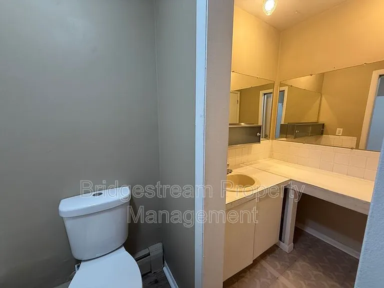 401 Elder Dr #2 — Photo 8