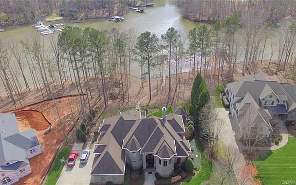 2nd image of 5218 Woodland Bay Dr