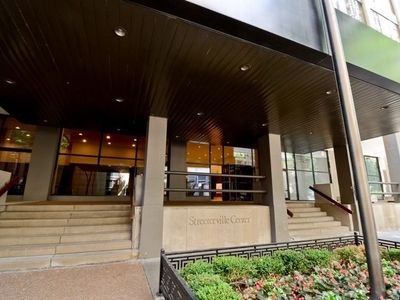 233 E Erie St APT 1207, Chicago, IL, 60611