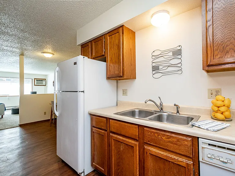 629 S Johnson St #9 — Photo 8
