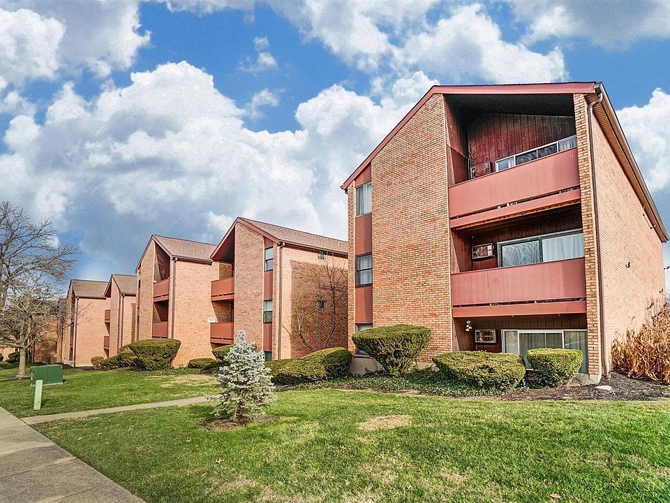 1st image of 4812 Chalet Dr Unit 2