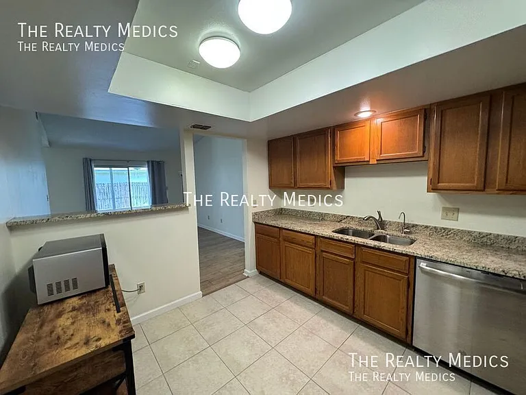 1184 Mapimi Ct — Photo 5