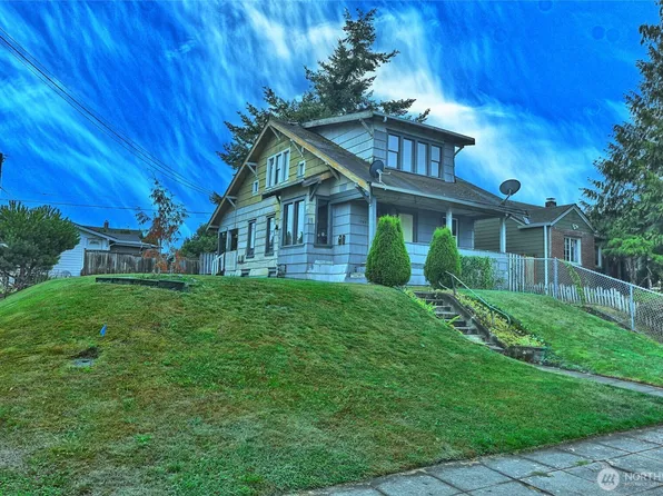 1703 Oakes Avenue, Everett, WA 98201