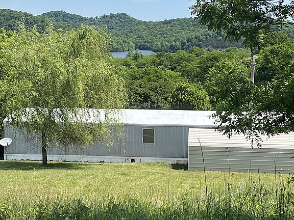 5th image of 23 Preston Ln