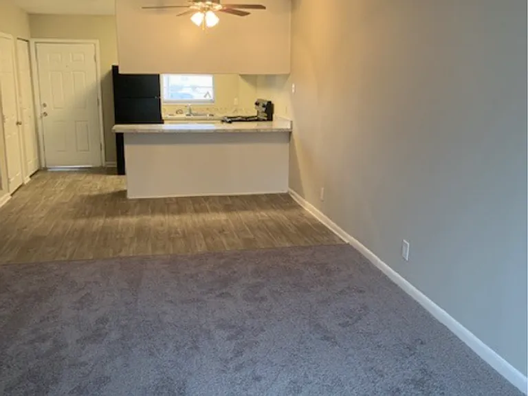 View On the River - Move in Specials Available — Photo 20