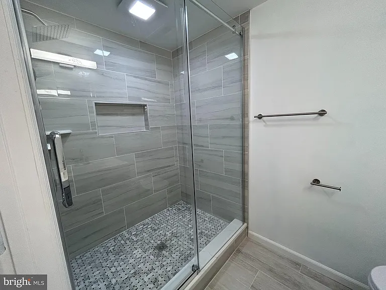 7131 Gormel Dr — Photo 9