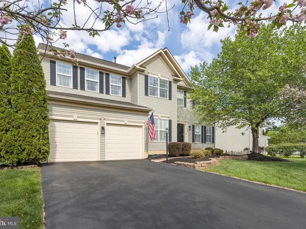 7658 Bexhill Ct, Gainesville, VA 20155