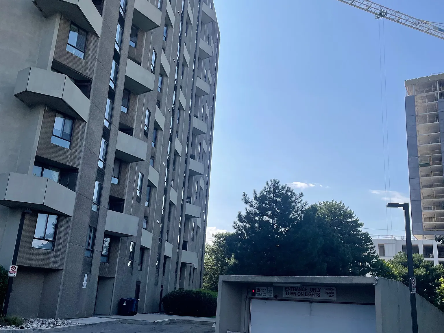 2 bed, $3,200 — Photo 4