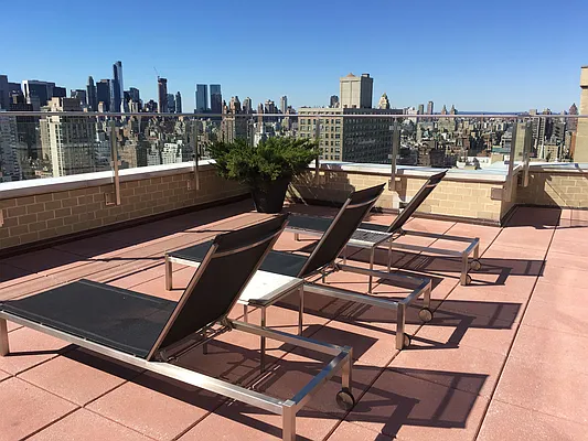 Rented by Jack Resnick & Sons | media 23