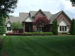 7717 Precipice Ct, Pinckney, MI