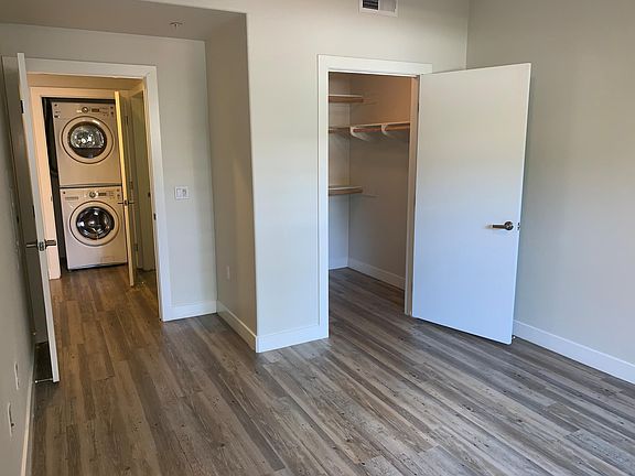 4th image of 451 N 10th Ave #214