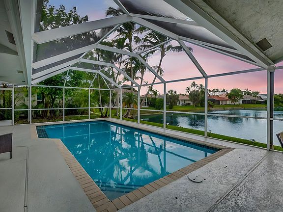 3rd image of 2208 Deer Creek Way