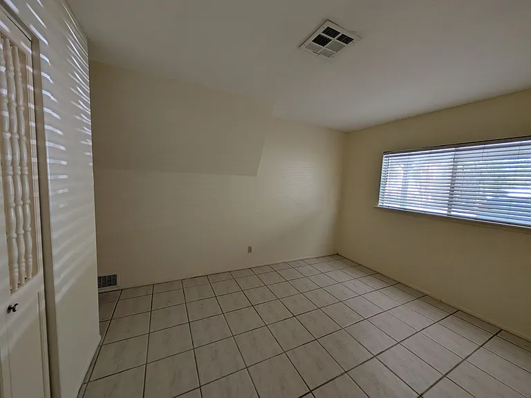 164 S Union Ave #102 — Photo 13