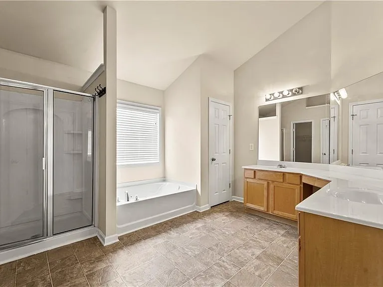 5351 Heyward Pl SW — Photo 38