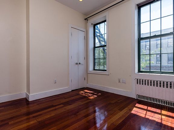 5th image of 179 Knickerbocker Ave #B2