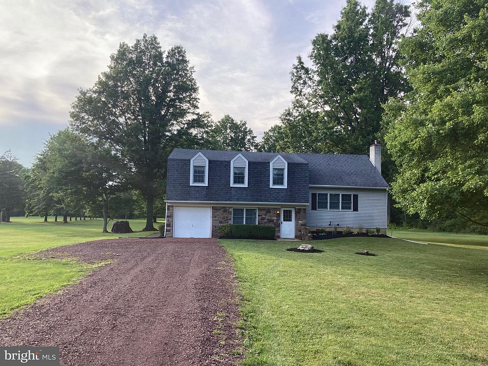 2nd image of 5791 Stump Rd