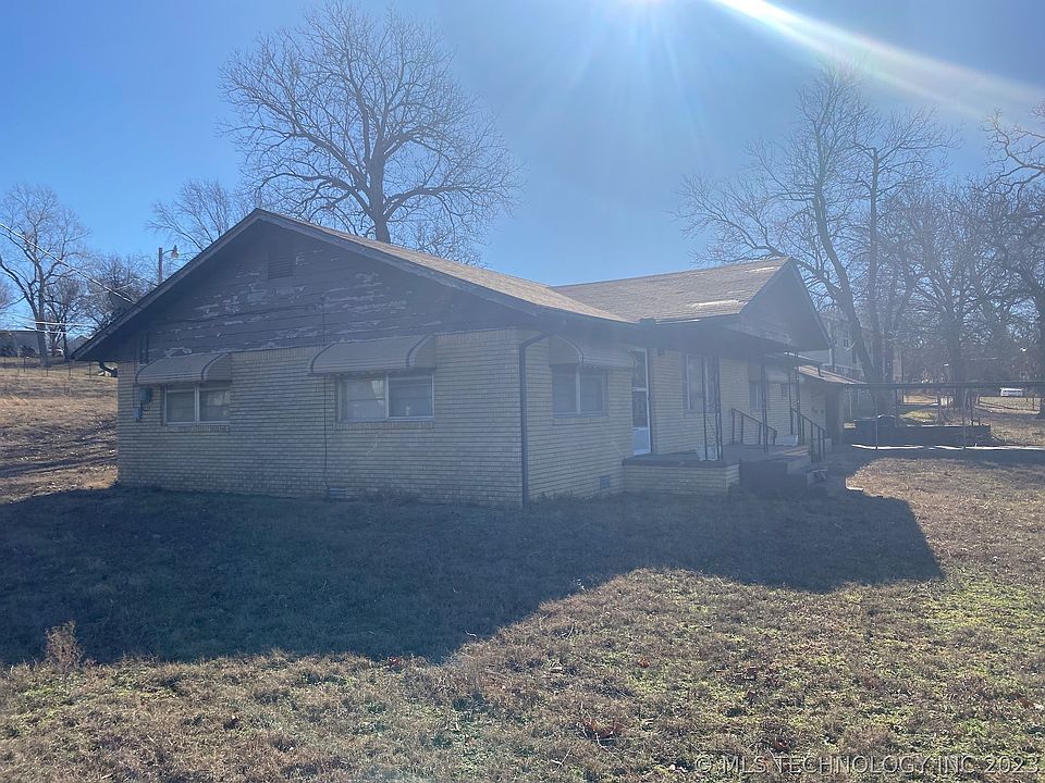 221 N Oklahoma Ave, Drumright, OK 74030 MLS 2302111 Zillow