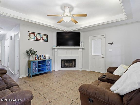 3rd image of 3079 Willow Dr