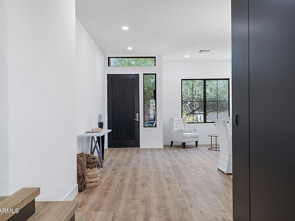 3rd image of 10646 E BUTHERUS Drive
