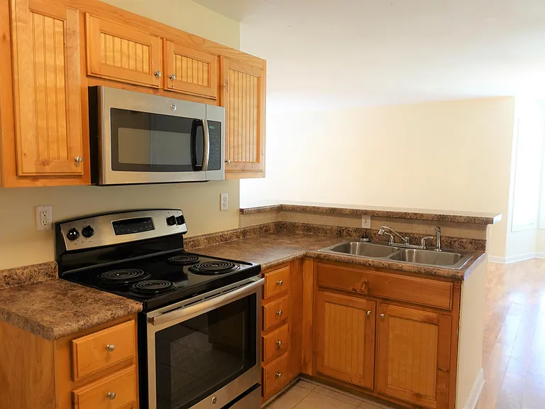 129 River Oaks Cir — Photo 13