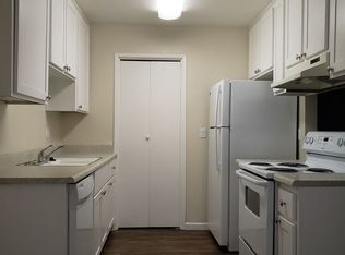 159 W Tuolumne Rd APT 8, Turlock, CA 95382